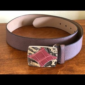 Prada women's leather belt Size 36 brown